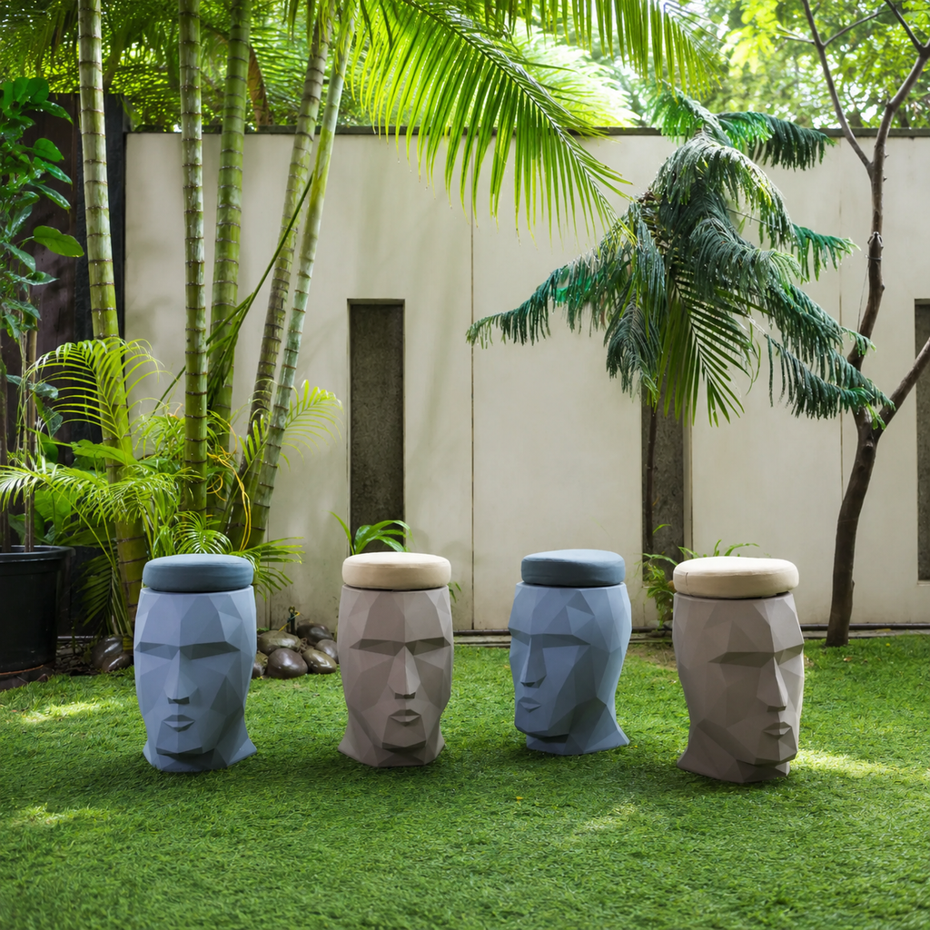 FACELIFT STOOL
