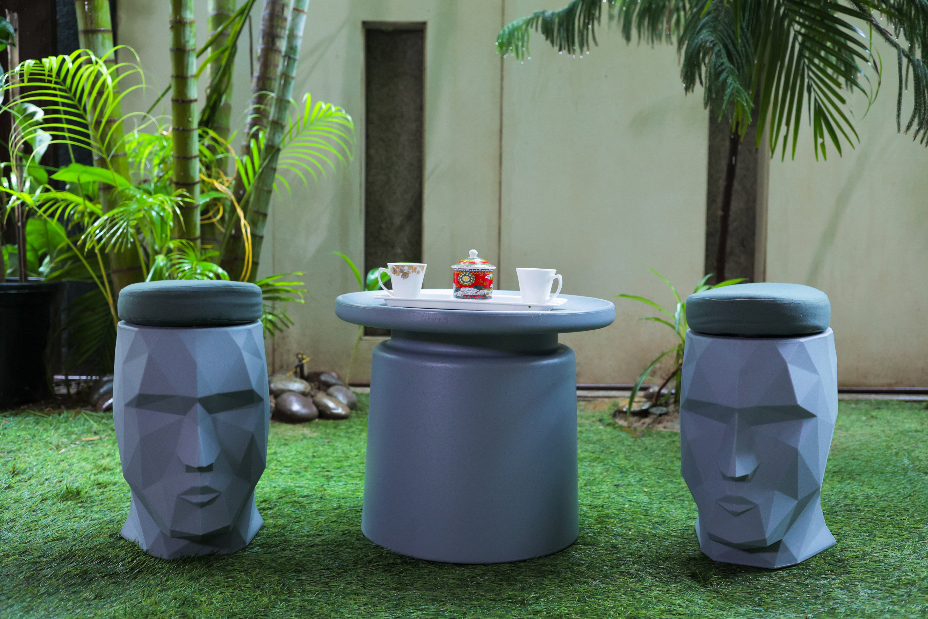 FACELIFT STOOL SET 1